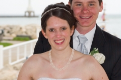 Groom-Bride-Lake-Lighthouse