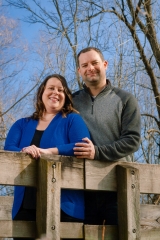 Maywood-Outdoor-Couple-Portrait-Bridge-9