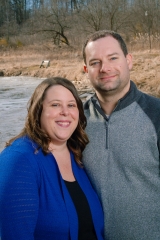 Maywood-Outdoor-Couple-Portrait-River19